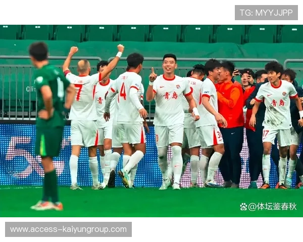 蓉城称霸中超8月颁奖 主帅锋霸获最佳，中超mvp