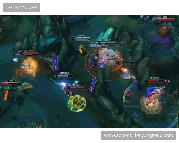 JDG后排输出拉满，团战面板直接第一