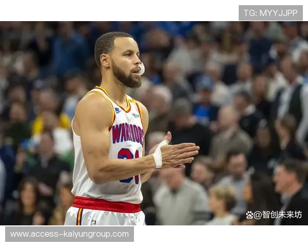 勇士三后卫提速，转换得分爆发